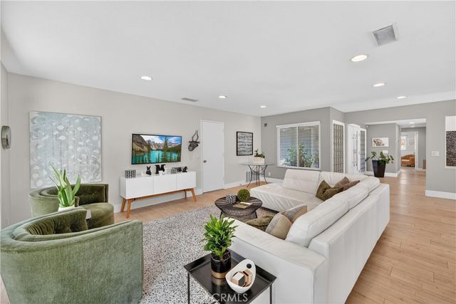 945 Le Conte Drive, Riverside, CA 92507