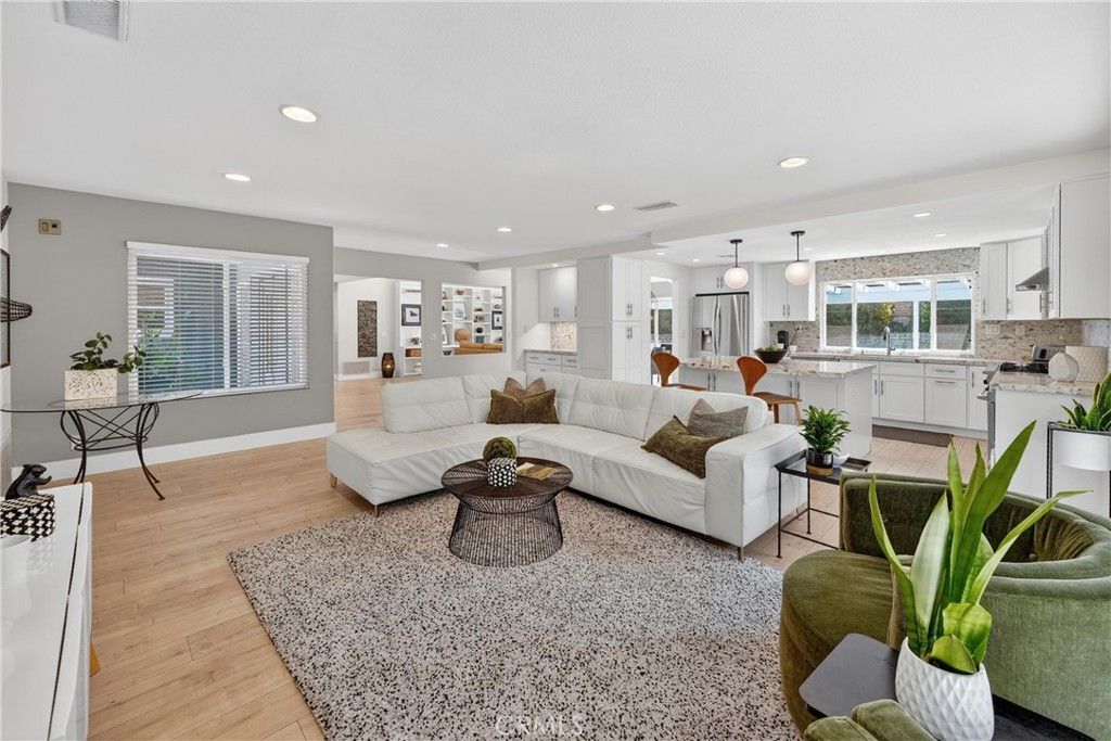 945 Le Conte Drive, Riverside, CA 92507