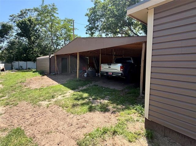 115 W Farrall Street, Shawnee, OK 74801