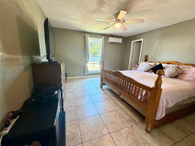 115 W Farrall Street, Shawnee, OK 74801