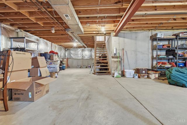 3802 Charfield Lane, Hamilton, OH 45011