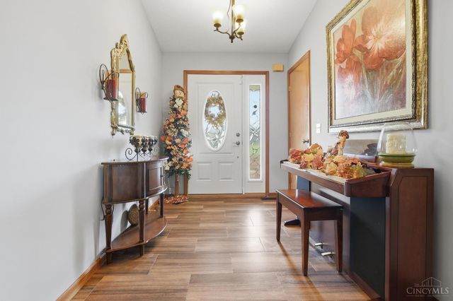 3802 Charfield Lane, Hamilton, OH 45011