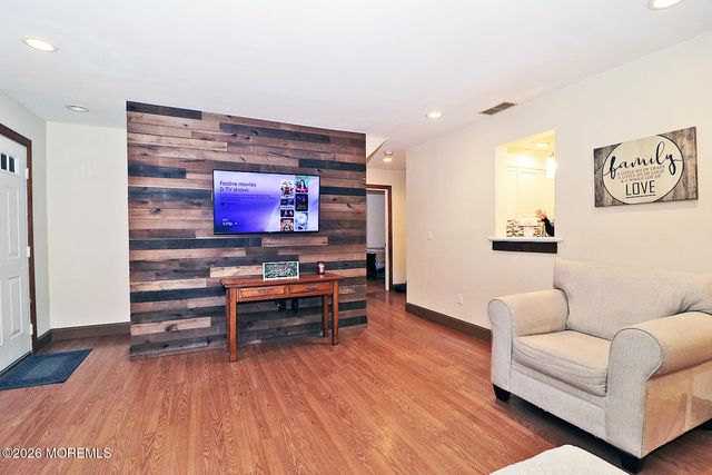 1208 Pensacola Road, Forked River, NJ 08731