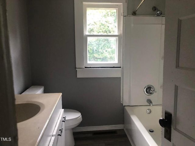 3124 Raleigh Road, Henderson, NC 27537