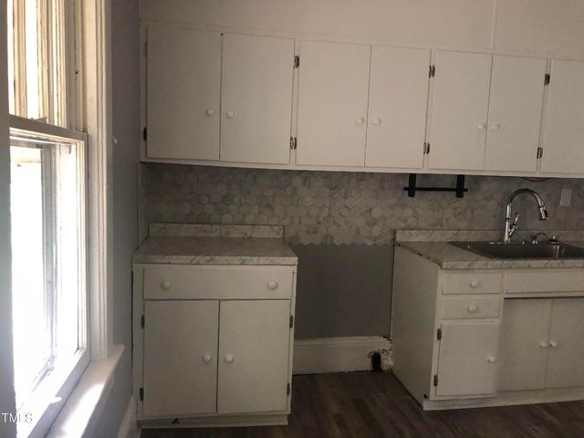 3124 Raleigh Road, Henderson, NC 27537