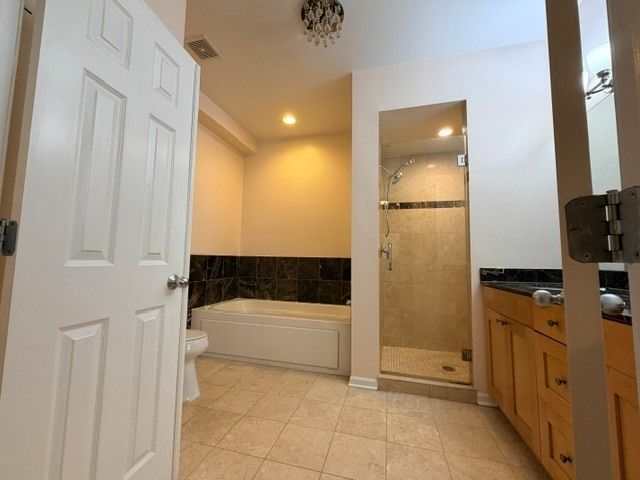 633 E Bowen Avenue 1W, Chicago, IL 60653