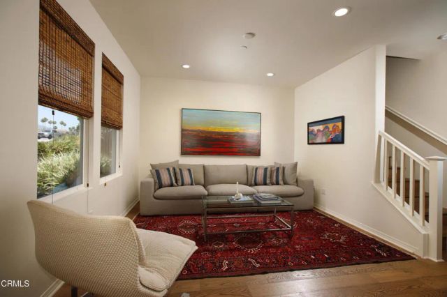 281 N Mar Vista 14, Pasadena, CA 91106