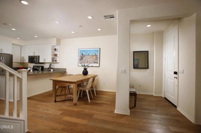 281 N Mar Vista 14, Pasadena, CA 91106