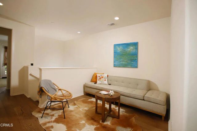 281 N Mar Vista 14, Pasadena, CA 91106