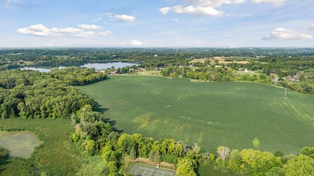 24x1 Holy Name Drive, Medina, MN 55340