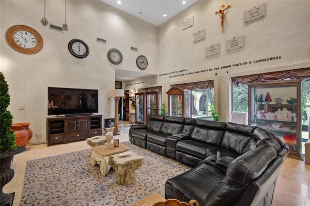 526 Bolton Place, Houston, TX 77024