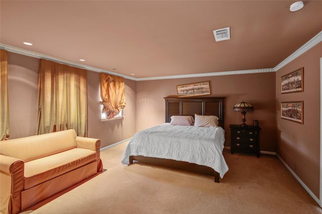 526 Bolton Place, Houston, TX 77024