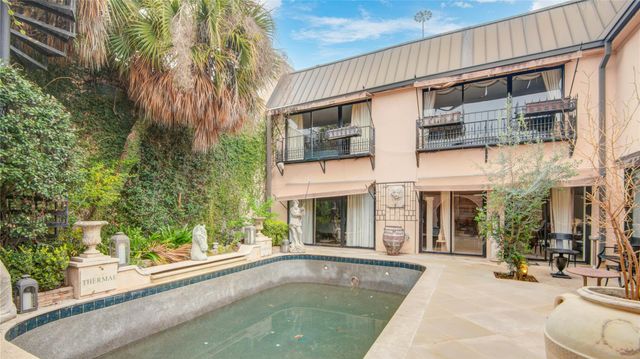 526 Bolton Place, Houston, TX 77024