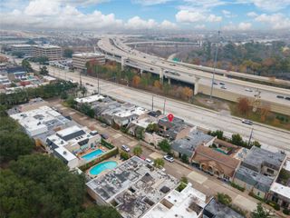 526 Bolton Place, Houston, TX 77024