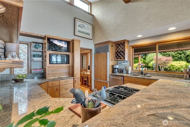 5325 Illahee Lane NE, Olympia, WA 98516