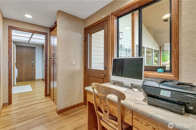 5325 Illahee Lane NE, Olympia, WA 98516