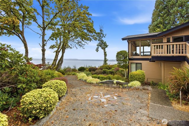 5325 Illahee Lane NE, Olympia, WA 98516