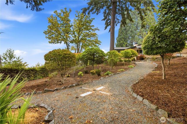 5325 Illahee Lane NE, Olympia, WA 98516