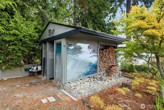 5325 Illahee Lane NE, Olympia, WA 98516