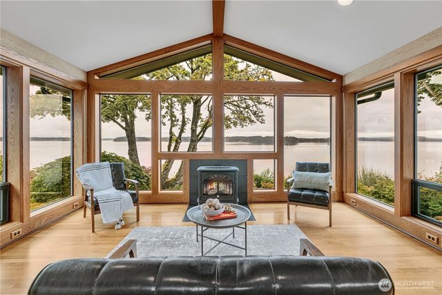 5325 Illahee Lane NE, Olympia, WA 98516