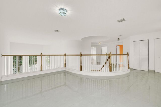 9037 Alexandra Circle, Wellington, FL 33414