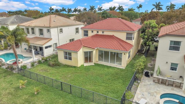 9037 Alexandra Circle, Wellington, FL 33414