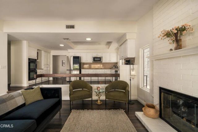2400 Temple Avenue, Camarillo, CA 93010