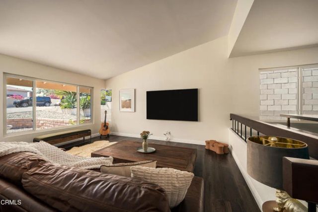 2400 Temple Avenue, Camarillo, CA 93010