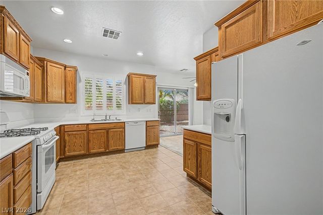 6051 Tersky Court, Las Vegas, NV 89122