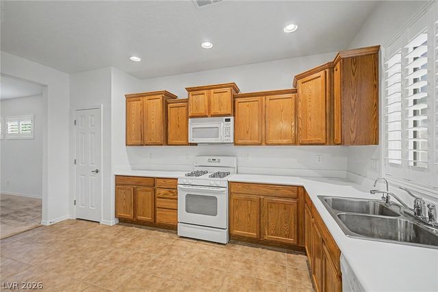6051 Tersky Court, Las Vegas, NV 89122