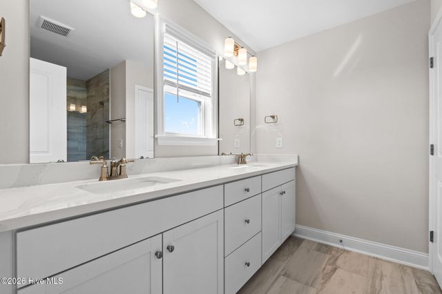 257 Pelican Flight Loop, Wilmington, NC 28412