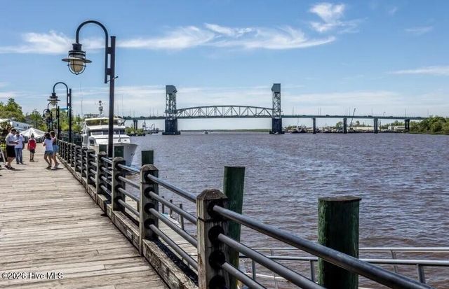 257 Pelican Flight Loop, Wilmington, NC 28412