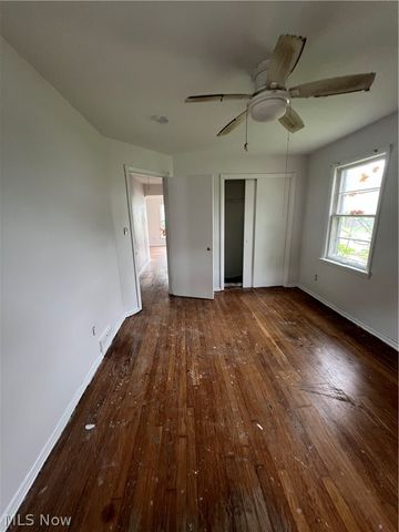 11705 Farringdon, Cleveland, OH 44105