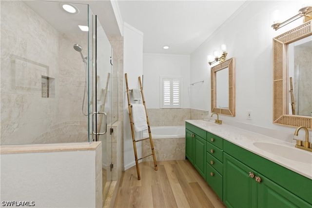 7131 Blue Juniper CT 202, Naples, FL 34109