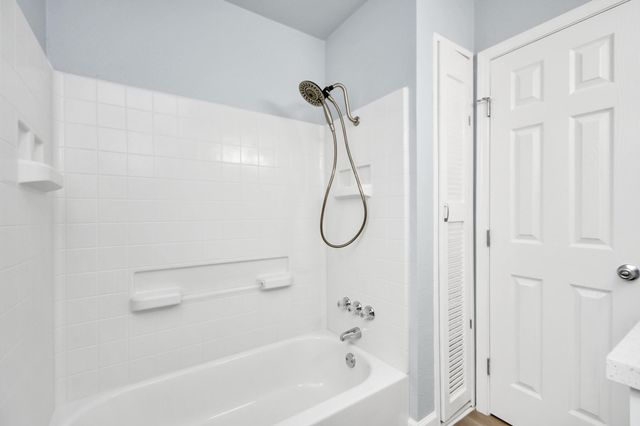 6411 Hollow Oaks Drive, Houston, TX 77050