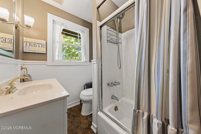 140 Leonardville Road, Belford, NJ 07718