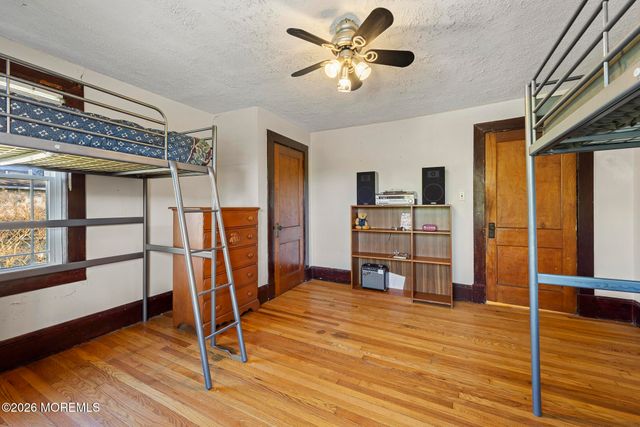 140 Leonardville Road, Belford, NJ 07718