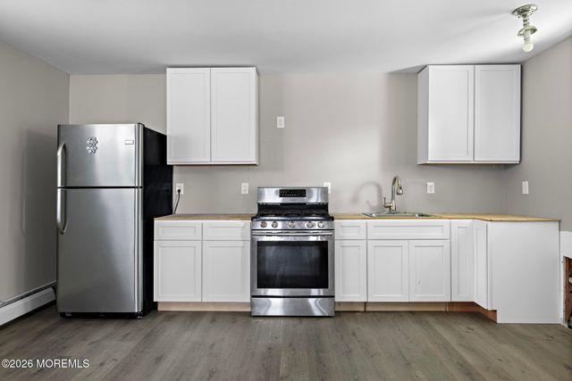 140 Leonardville Road, Belford, NJ 07718