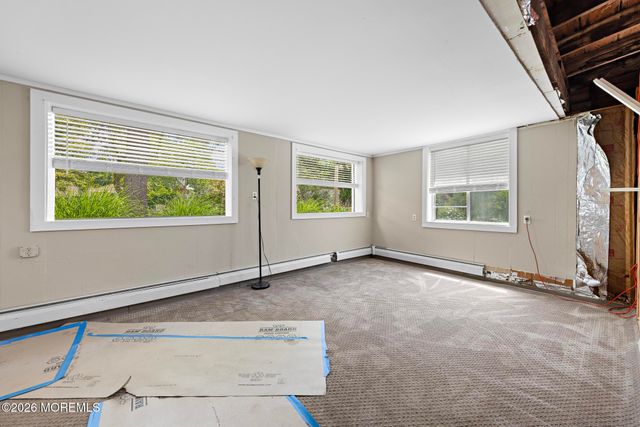 140 Leonardville Road, Belford, NJ 07718