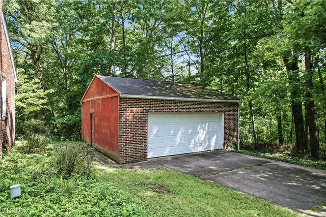 4957 S Raccoon Road, Canfield, OH 44406