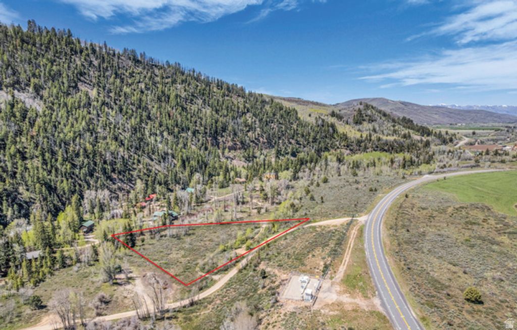 Image 1 of property listing at 6314 STEWART RANCH RD, Kamas, UT 84036