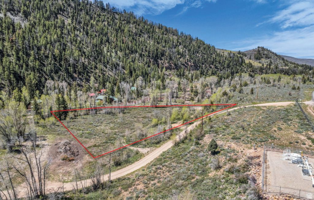 Image 10 of property listing at 6314 STEWART RANCH RD, Kamas, UT 84036