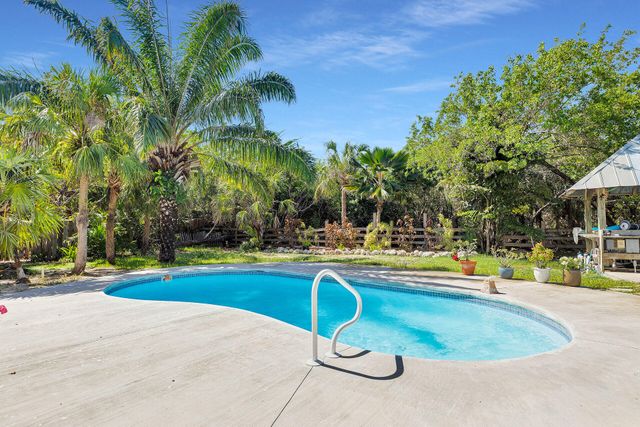 21855 Spain Boulevard, Cudjoe Key, FL 33042