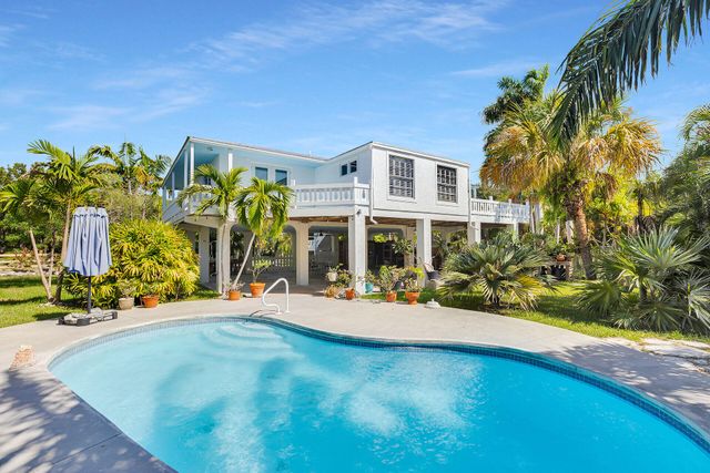 21855 Spain Boulevard, Cudjoe Key, FL 33042