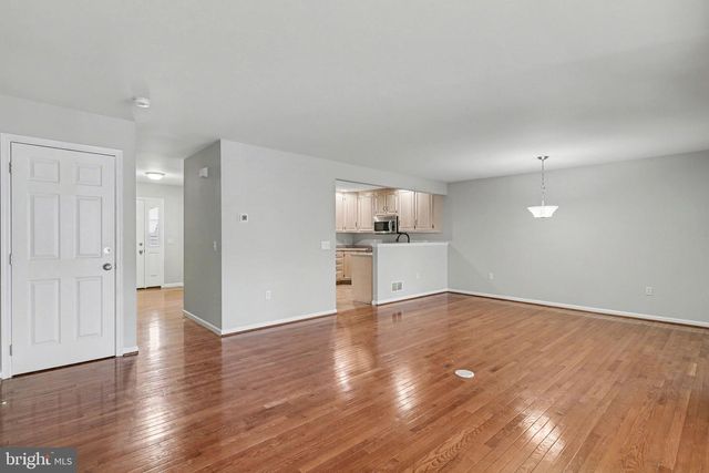 26 GANTZ MDWS, Mount Joy, PA 17552