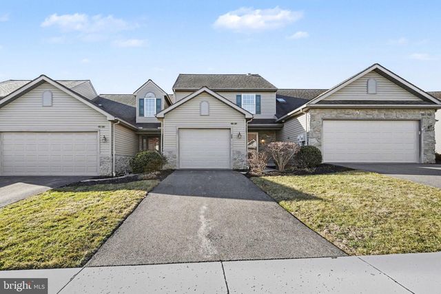 26 GANTZ MDWS, Mount Joy, PA 17552