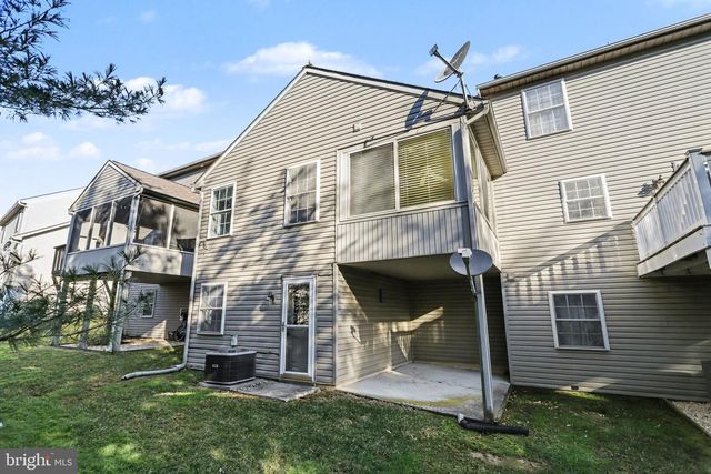 26 GANTZ MDWS, Mount Joy, PA 17552