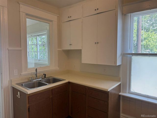 1803 S Washington Street, Denver, CO 80210