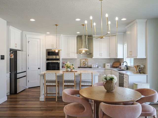 88 S KEAKI WOOD, Vineyard, UT 84059