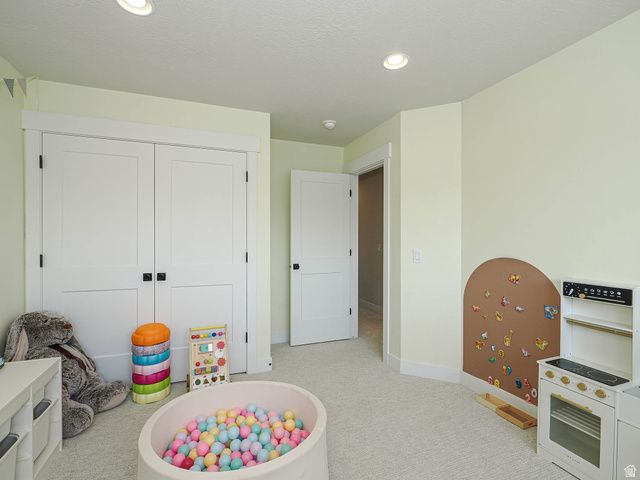 88 S KEAKI WOOD, Vineyard, UT 84059